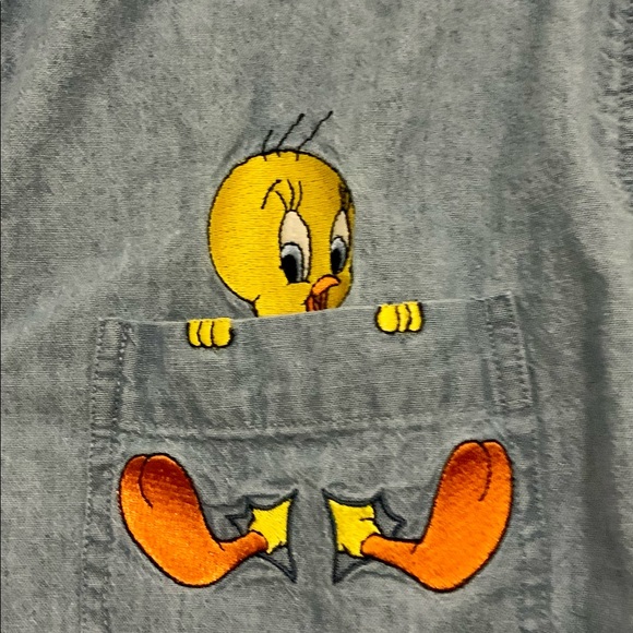 Vintage Tweety Warner Bros chambray shirt size small - Picture 2 of 4